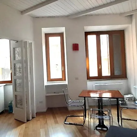 Trevi Smart Flat דירה רומא